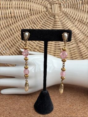 Vintage-Inspired Pink Bead Drop Earrings